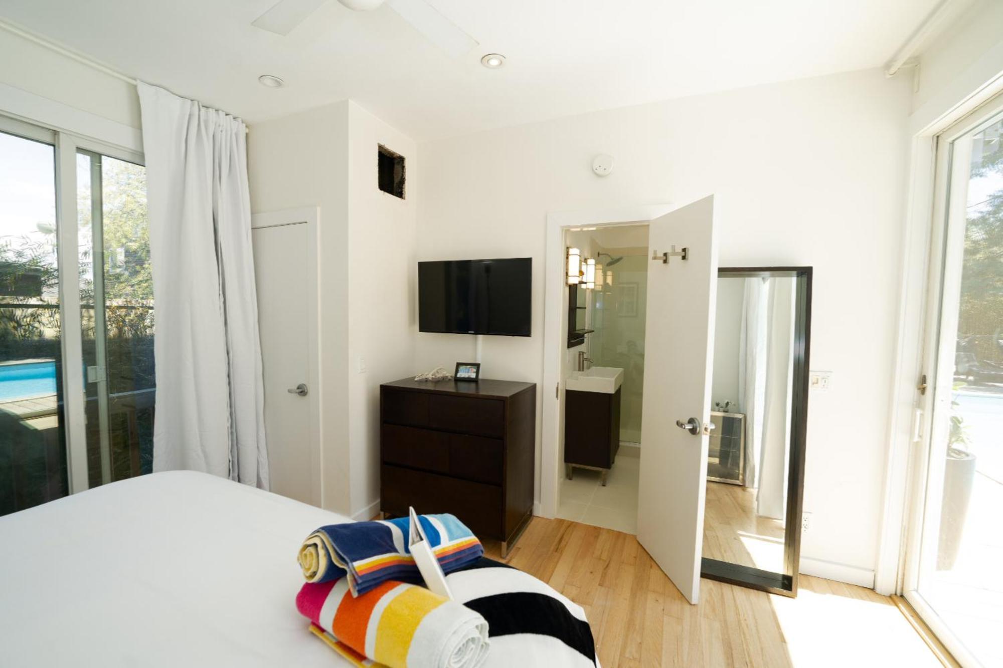 The Madison Fire Island Pines Hotel Bilik gambar